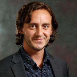 Headshot of Erick Axxe